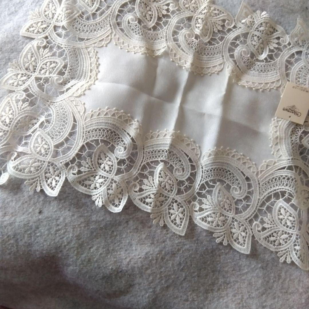 Chikazawa Race Table Mat, Table Center, Chikazawa