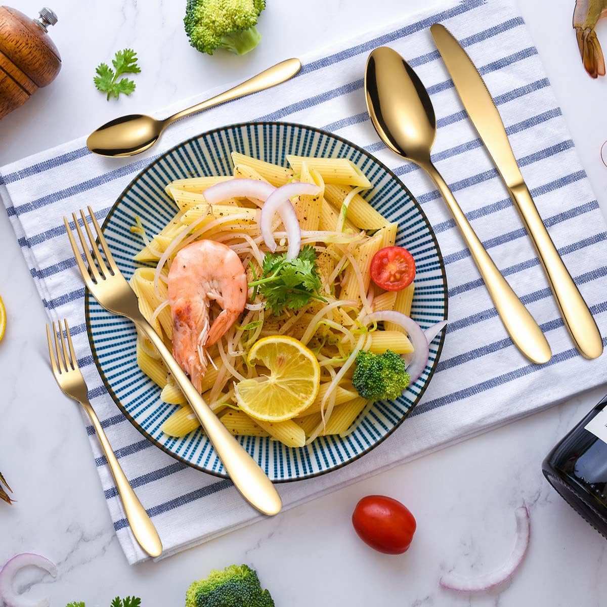 16 Pieces Cutlery Set Stainless Steel Dinner Set Forks Spoons Knives Tableware Dinnerware Set Full Tableware Serves for 4