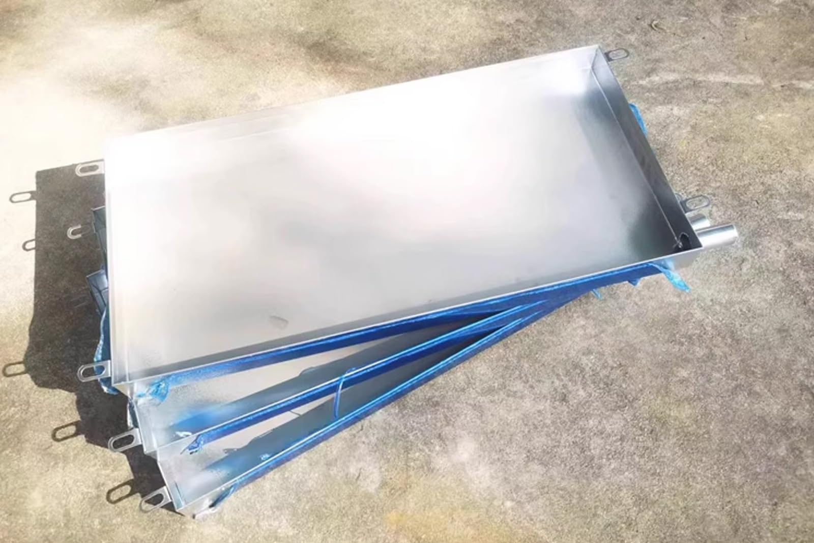Bandeja de Condensación Aire Acondicionado en Acero Inoxidable 304 con Manguera Flexible Resistente y Antigoteo for AC Portátiles y Lavadoras(20x20cm(8x8in))