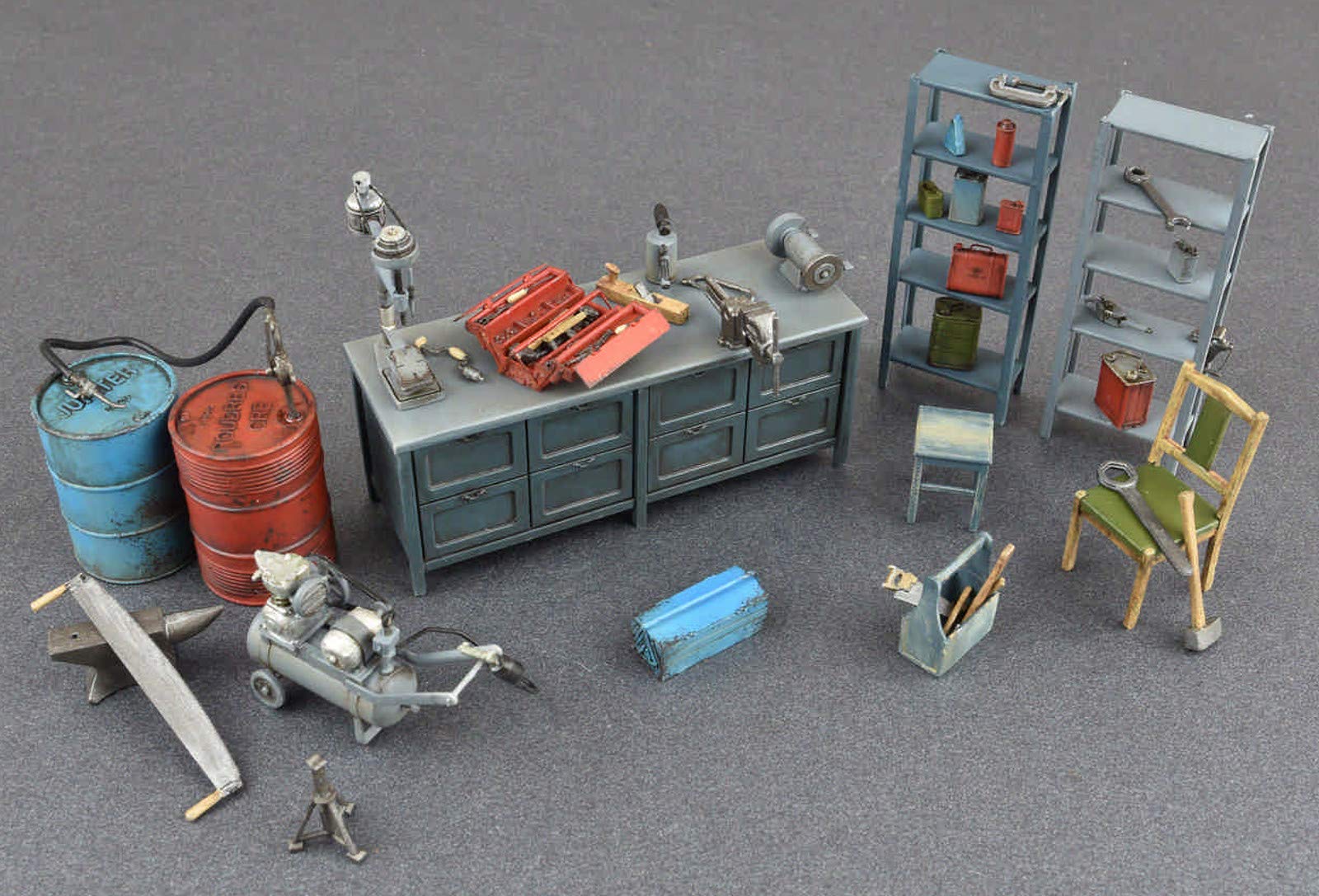 ミニアート 1/35 事務机 &amp; アクセサリー プラモデル MA35564 dwos6rj Amazon | ミニアート(Miniart) 1/35 事務机 & アクセサリー