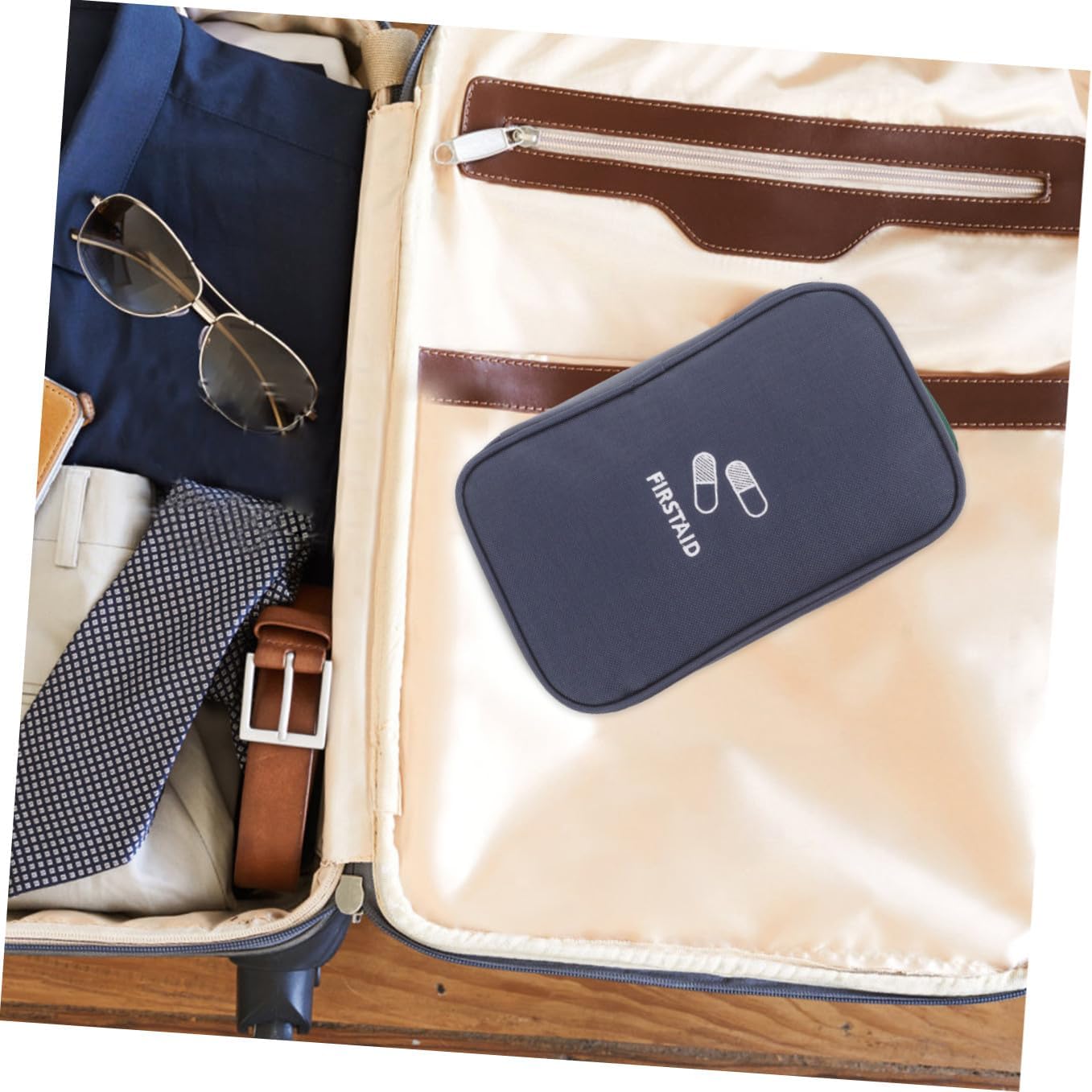 YARNOW Portable First Aid Kit Camping Accessories Medicine Bag for Travel Bag for Purse Oxford Cloth Zipper Closure