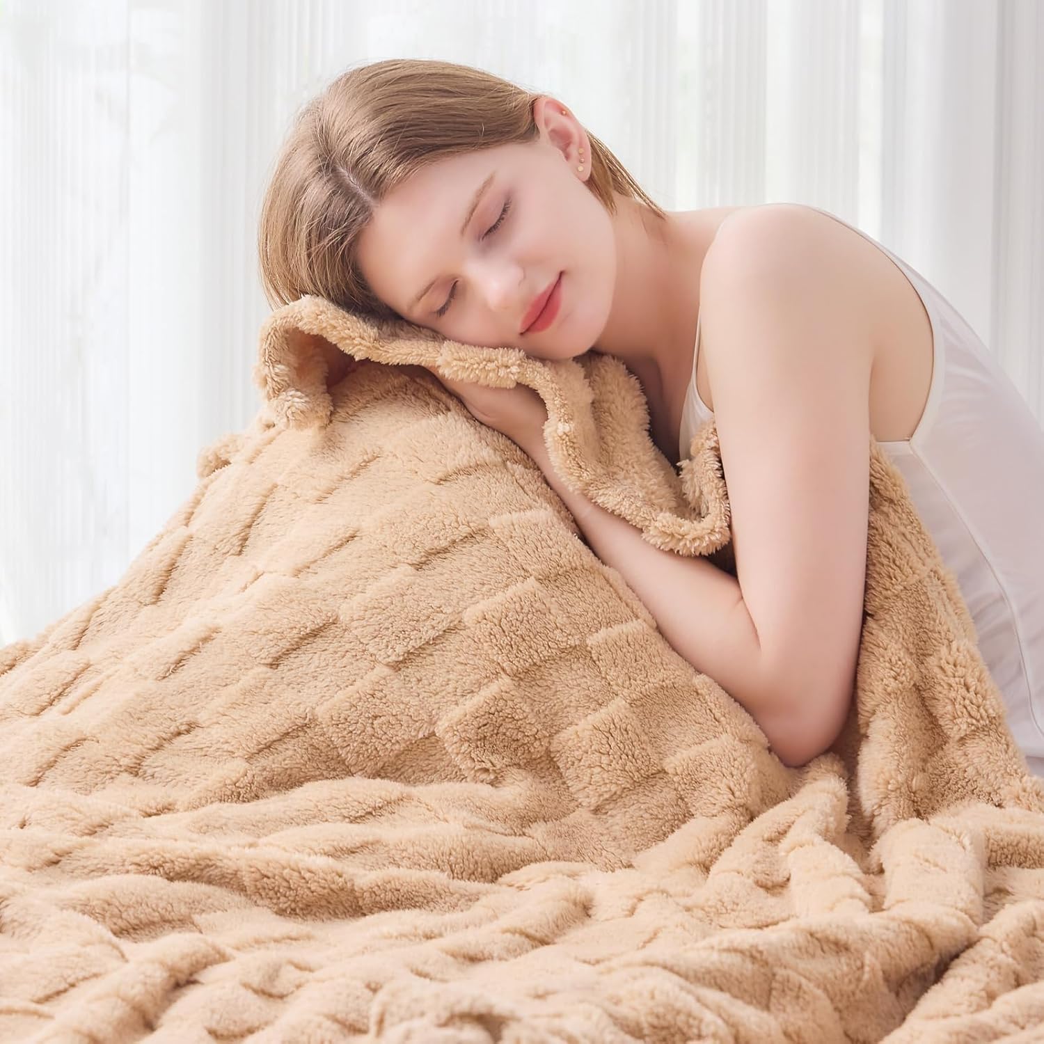Wajade Fleece Throw Blanket, Fluffy Faux Fur Blanket for Bed Sofa Couch Soft Cosy Warm Thick Blanket,Checkered Linen 127x178 - Image 4