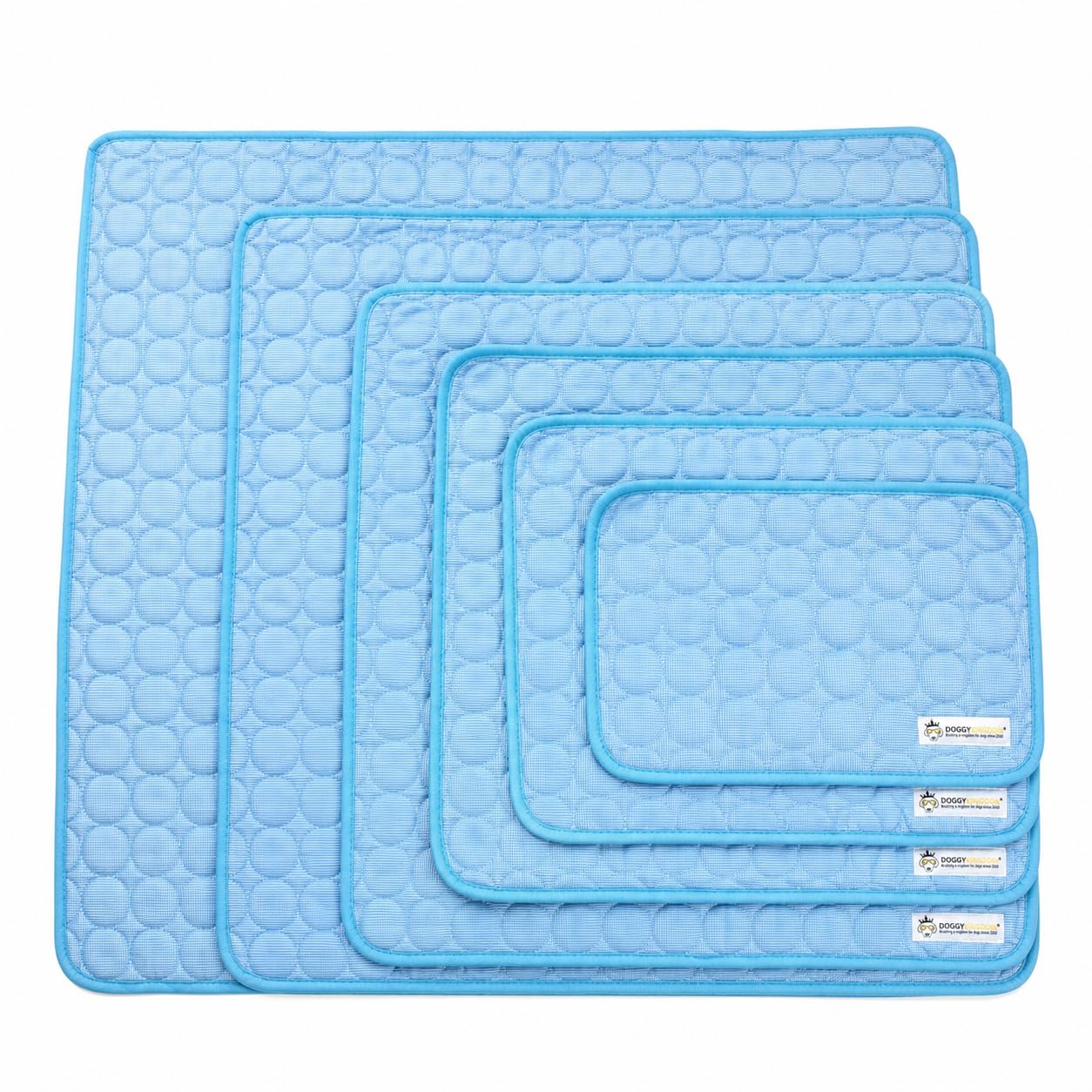 Tapis rafraîchissant pour chiens idéal en voiture, cage et niche de jardin