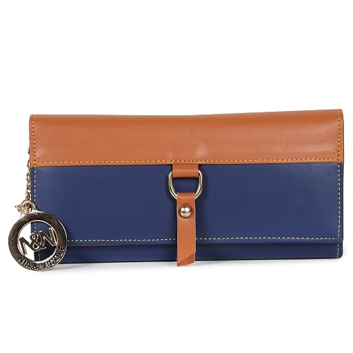 Nia & Nicole Tan and Blue Wallet
