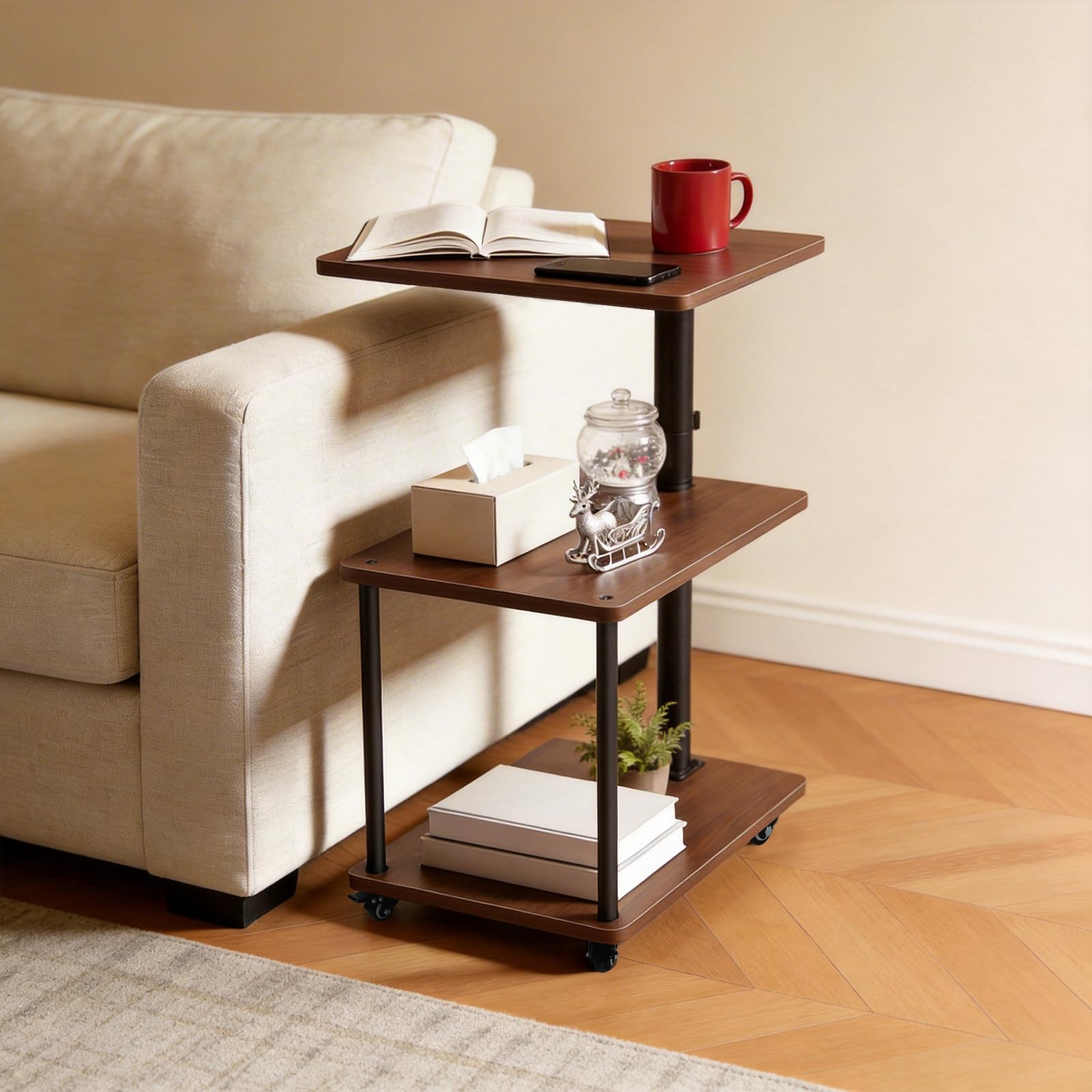 Beistelltisch auf Rollen mit Bremse, höhenverstellbar & 360° drehbar – Beistelltisch Couch/Side Table mit 3 Ablagen, stabilem Rohr, MDF Holzoptik, Walnuss