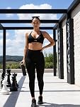 YEOREO Christiy Leggings d'entraînement de butte cachée pour les femmes sans couture Haut Rise V-Waistband 24" Pantalons de yoga athlétique Impact