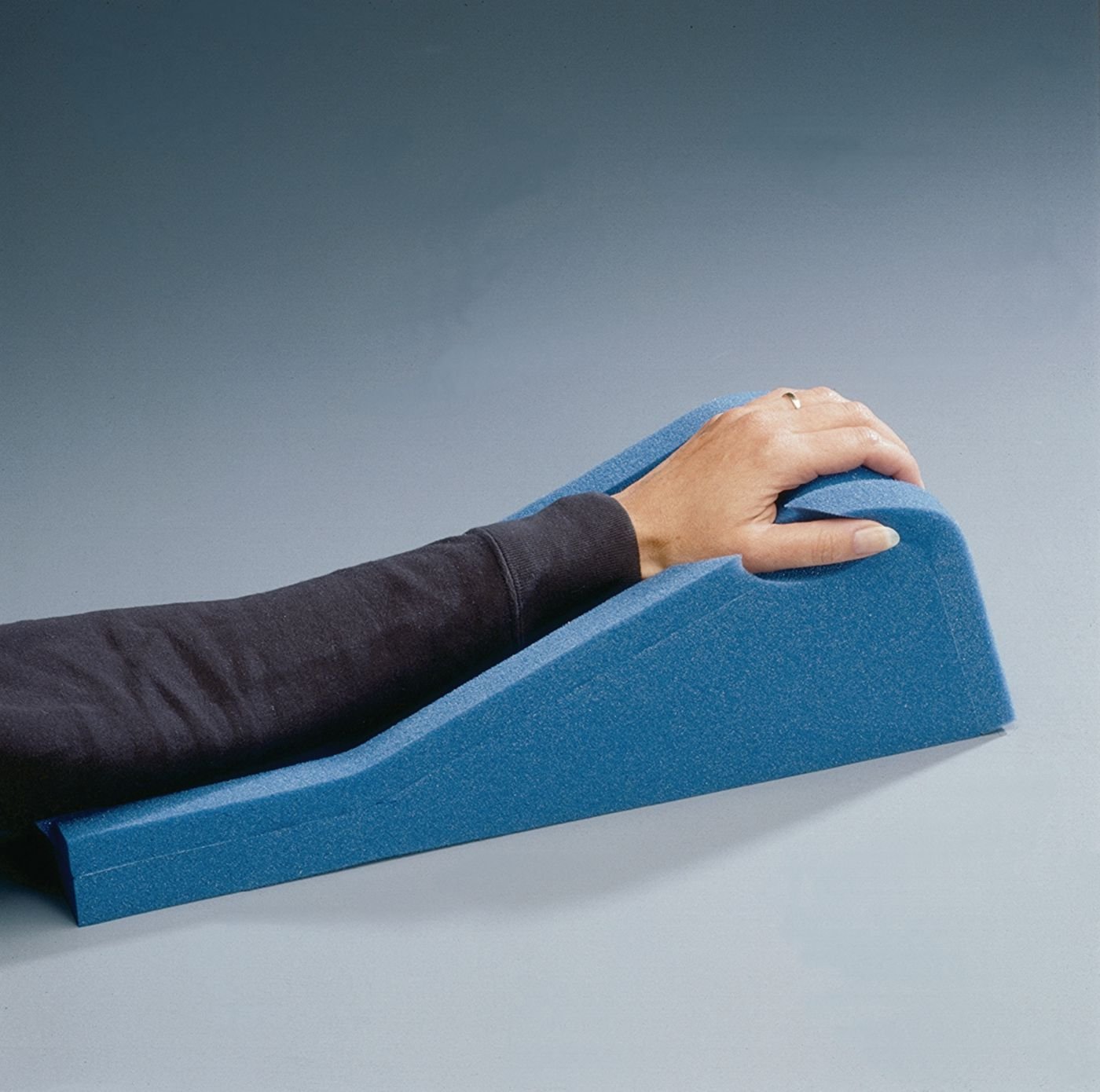 Rolyan-51445 Sammons Preston Foam Soft Elevator, Arm Rest for Recovery and Stabilization, Elevated Sloped Armrest for Swelling, Edema, Splinting Fabrication, and Stroke Recovery: Industrial & Scientific