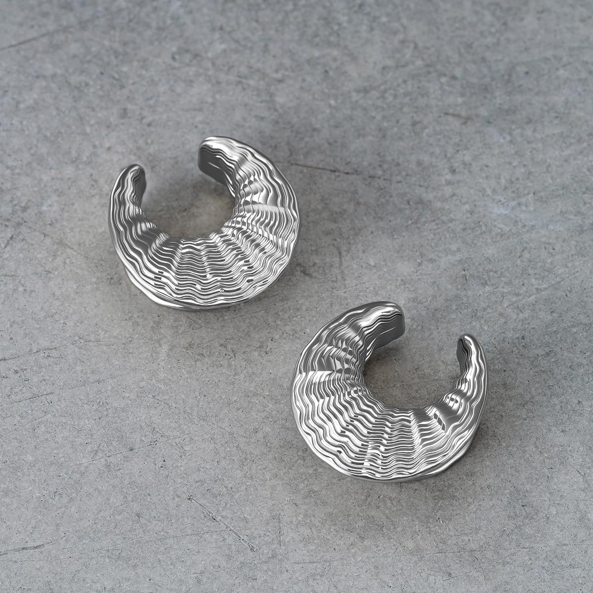 ERKUOO Crescent Moon Ear Tunnels 2g-1 Inch Hammered Fluid Texture Saddle Gauges for Ears Stretched Piercing Jewelry Elegant Modern Sculptural Ear Plugs Expanders Moon Shaped Stretchers for Men Women