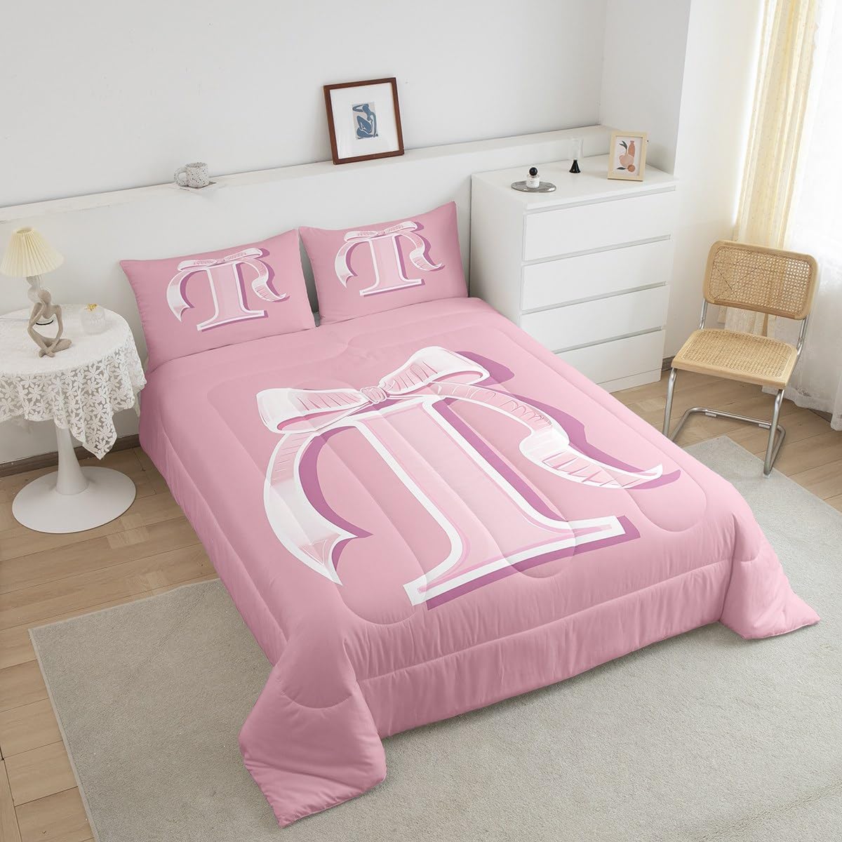 jejeloiu Pink Bowknot Bedding Set, Queen Size, Decor Girly Romantic Ultra Soft Initial Letter I Bedding Set, Personalized Teen Girl Gifts Comforter Kawaii Pink,Duvet Set Room Decor Quilt Set
