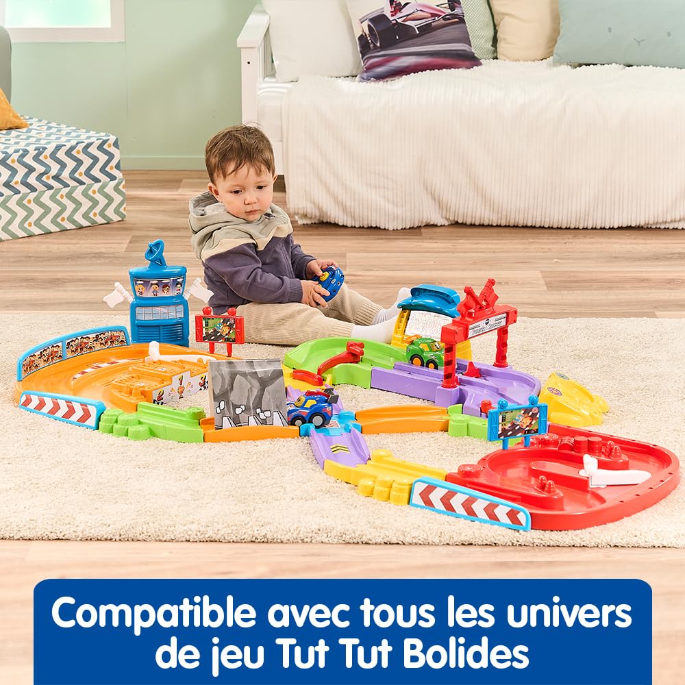VTech - Tut Tut Bolides, Mon Premier Circuit Télécommandé avec Voiture RC Simon Super Champion et Voiture Léo Bolide Turbo, 11 Zones Magiques, Cadeau Enfant de 1 an à 5 Ans - Contenu en Français