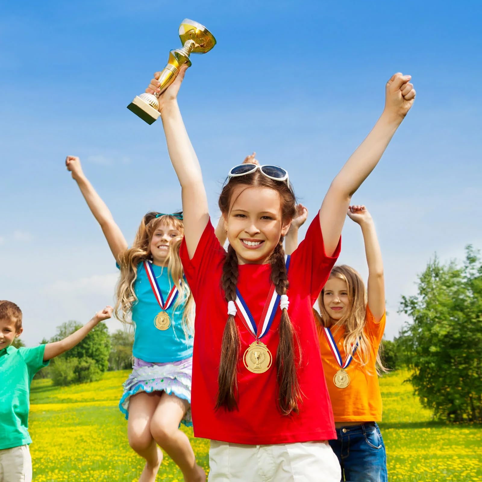 Medaille Enfant, 12 Pièces Médaille en Métal avec Motif de Trophées de Graver, Or Médailles pour Enfants avec Rubans, Médaille pour Prix La JournéE Sportive Cadeaux Olympiques Sportives Compétitions