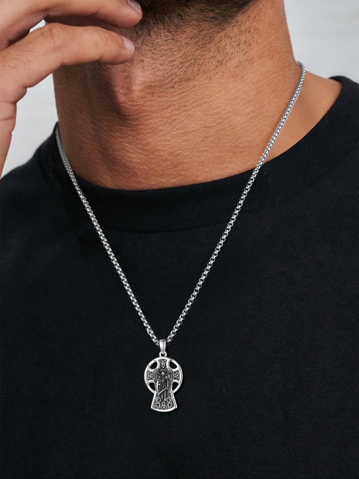 KINGWHYTE Schutzpatron-Anhänger für Männer und Frauen aus 925er Sterlingsilber mit keltischem Kreuz und Kette, Amulett-Anhänger, Schmuckgeschenk für Männer und Frauen mit 2,5 mm 22„+2“ Rolo-Kette