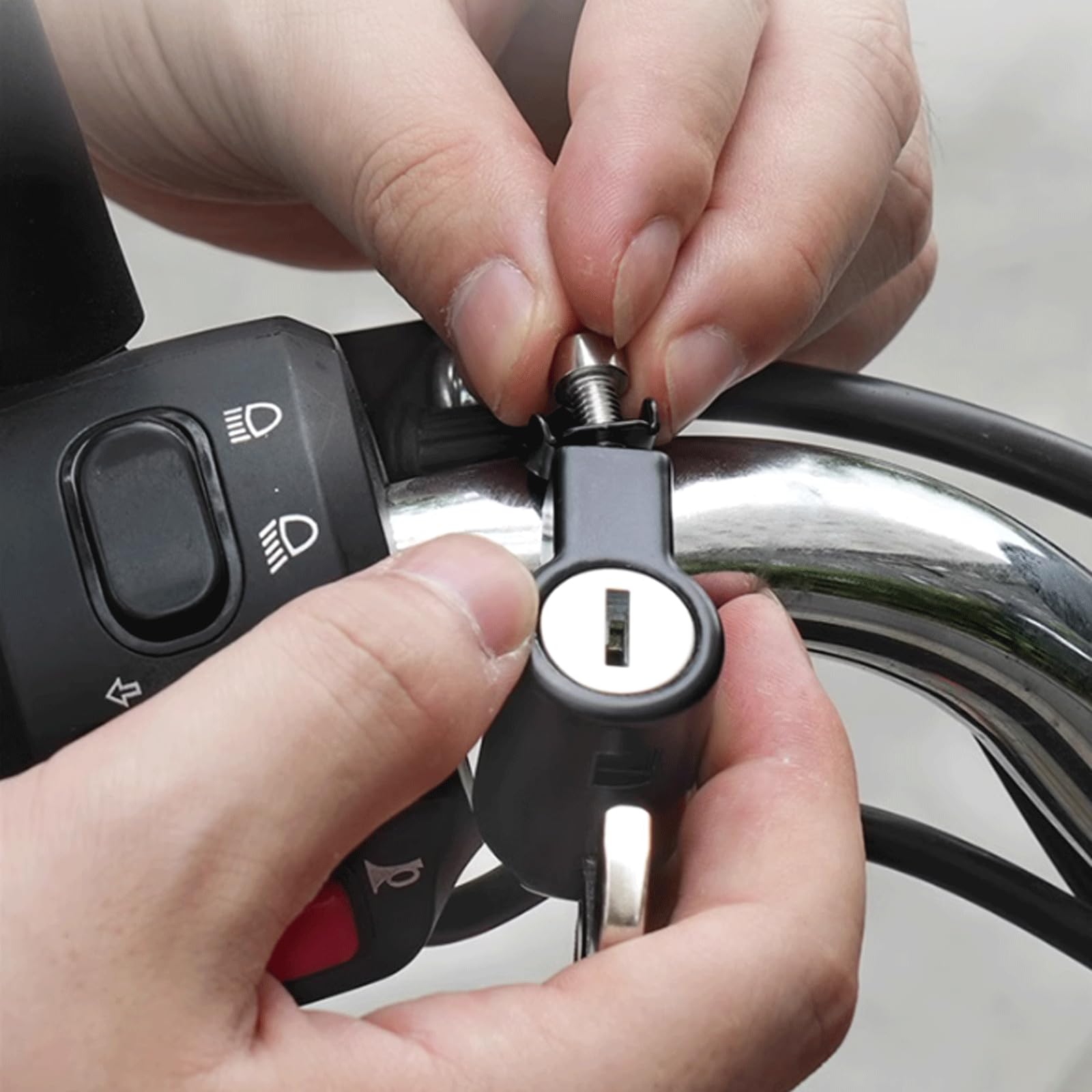 KRILLIQ Serrure antivol Crochet en métal Lot de 4 Serrure de Casque de véhicule électrique Serrure de Casque de véhicule électrique Accessoire Polyvalent pour vélo Scooter Moto