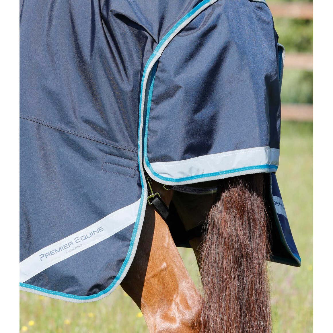 Coperta impermeabile per cavalli con copricollo Premier Equine Buster Storm 100 g