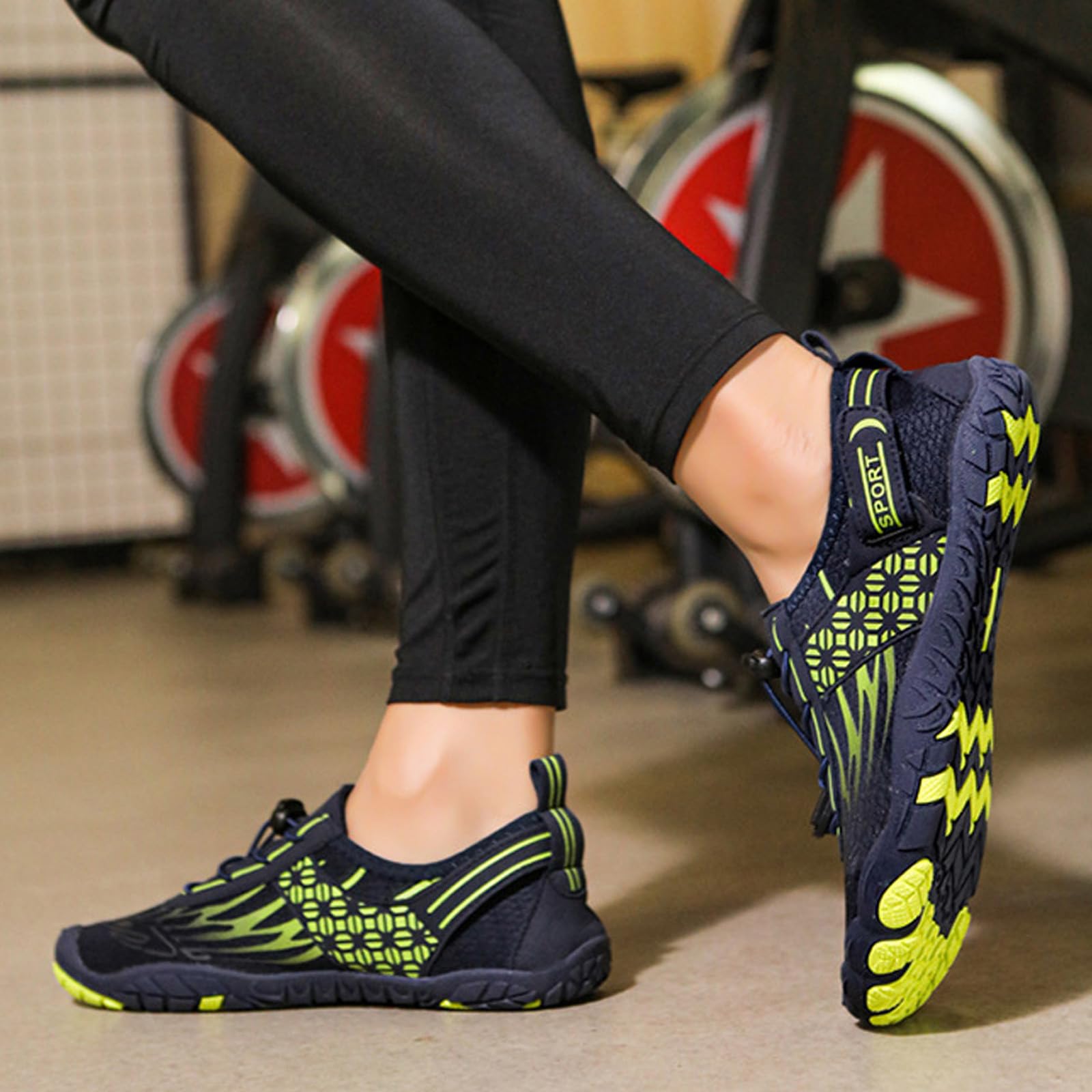 Generisch barfußschuhe Herren Wasserschuhe Damen schwarz schnelltrocknende Badeschuhe mit Rutschfester Sohle Wasserschuhe atmungsaktive Fitnessschuhe Unisex Surfschuhe Yoga Strandschuhe surfen
