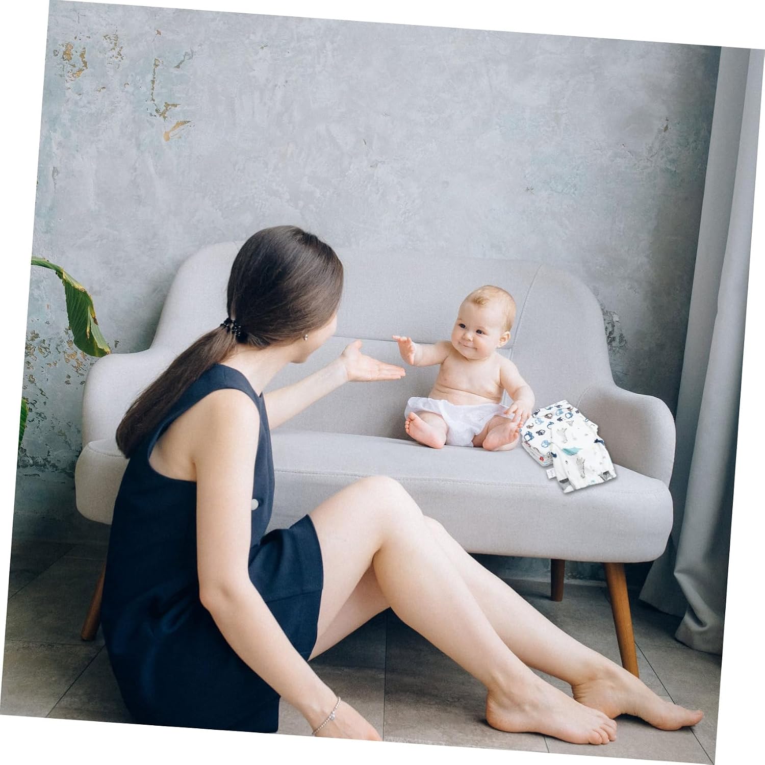 GARVALON Training Pants Newborn Gauze Underwear Breathable and Comfortable Elastic Waistband Random Patterns Potty Training Pants for Boys Girls White