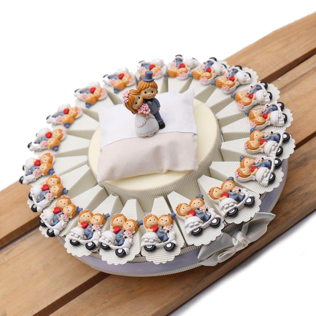 Viale Magico Torta Bomboniere Sposi su Vespa per Matrimonio Magnete Tema Viaggio 20 Bomboniere (TR1120M)