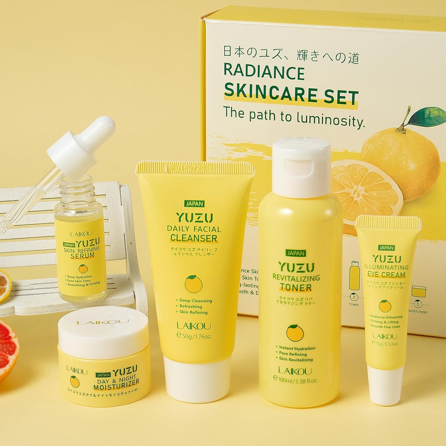 Yuzu Glow Huidverzorgingsset 5-delig | Hydraterende Cadeauset met Vitamine C & Hyaluronzuur | Voor Stralende & Zachte Huid | Met Reinigingsmiddel, Toner, Serum, Oogcrème, Gezichtscrème