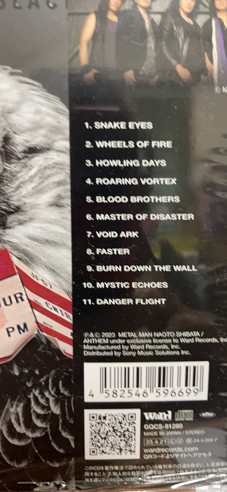 Amazon.co.jp CRIMSON & JET BLACK (日本盤限定スリーヴケース付き特装版CD+Bluray) ミュージック