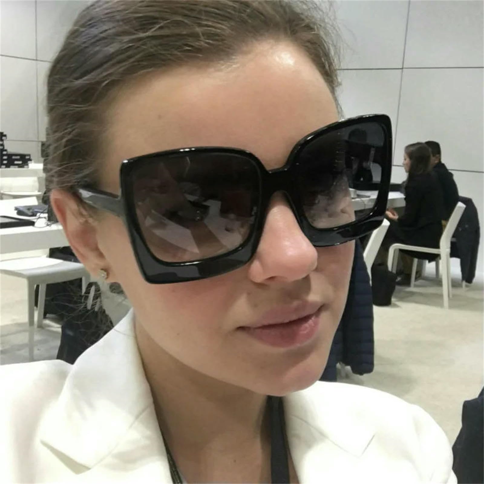 Damskie okulary przeciwsłoneczne, kwadratowe okulary przeciwsłoneczne, okulary do jazdy, odpowiednie do podróży na świeżym powietrzu.