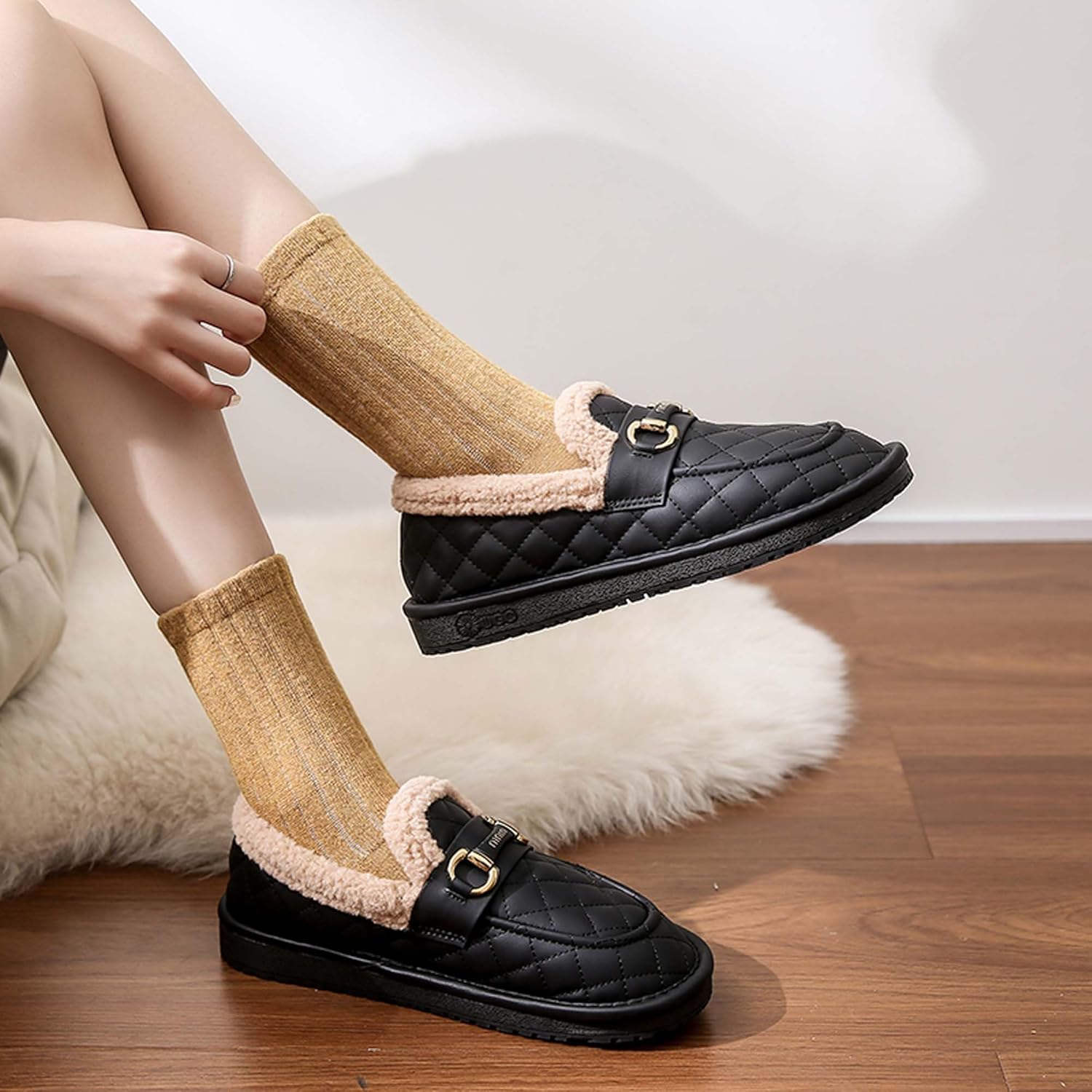 UANGLI Winter women's comfortable soft fashionable casual plush shoes bean shoes plush insulation home shoes flat bottomed one foot cotton shoes