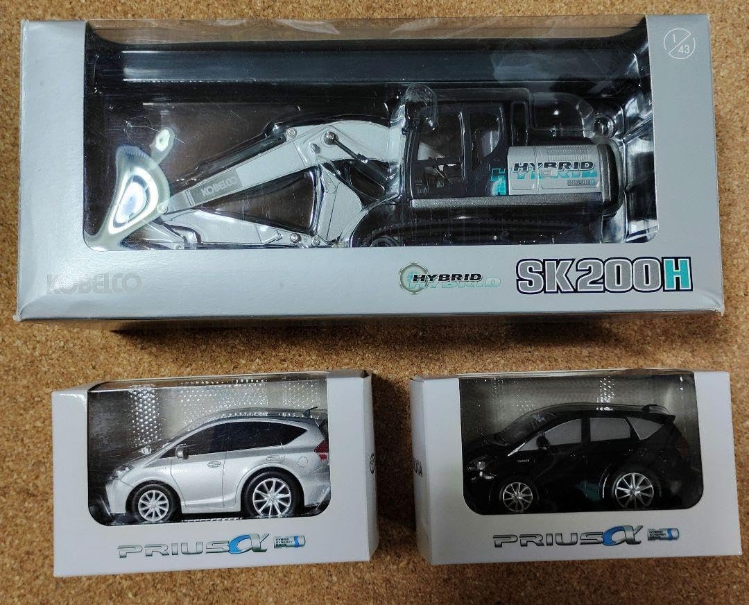 非売品コベルコ1/43スケール模型・プリウスαプルバックカーセット 非売品コベルコ1/43スケール模型・プリウスαプルバックカーセット