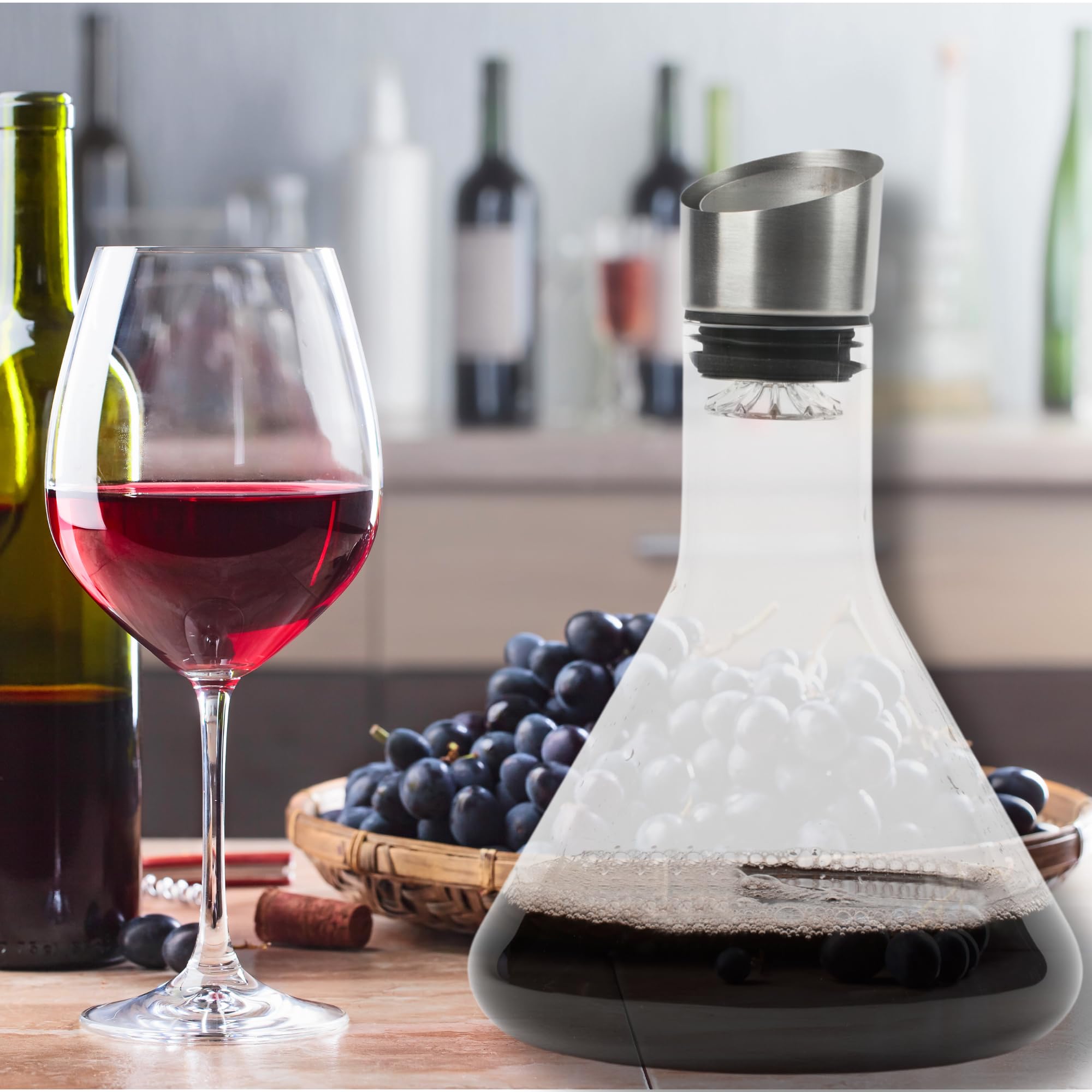 Levare Decantador de vidrio con tapón - Elegancia y durabilidad atemporales - Diseño ergonómico para una aireación ideal de 750 ml. Logotipo grabado para un atractivo estético. (transparente)