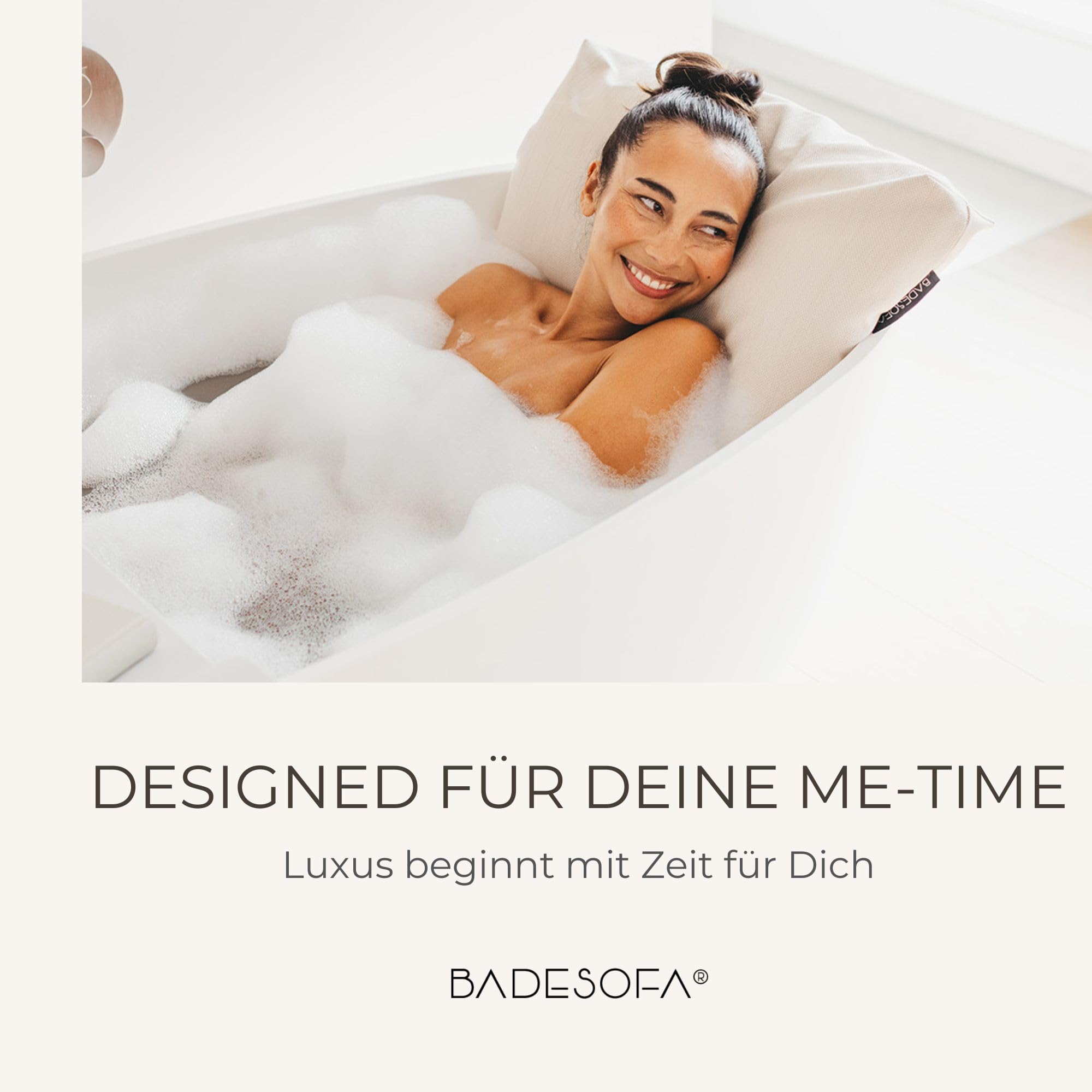 BADESOFA® Fußkissen | Premium-Qualität | Badewannen-Kissen für bequemes Baden | Made in EU | Badewanne-Kissen waschbar | Bade-Kissen in Perlmutt | Badewannen-Zubehör | Passt in Jede Badewanne