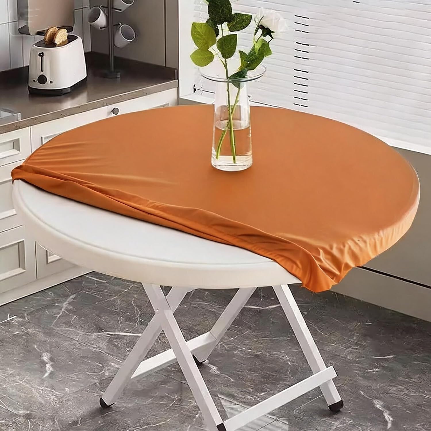 Nappe ronde ajustée imperméable et anti-brûlure en polyuréthane orange