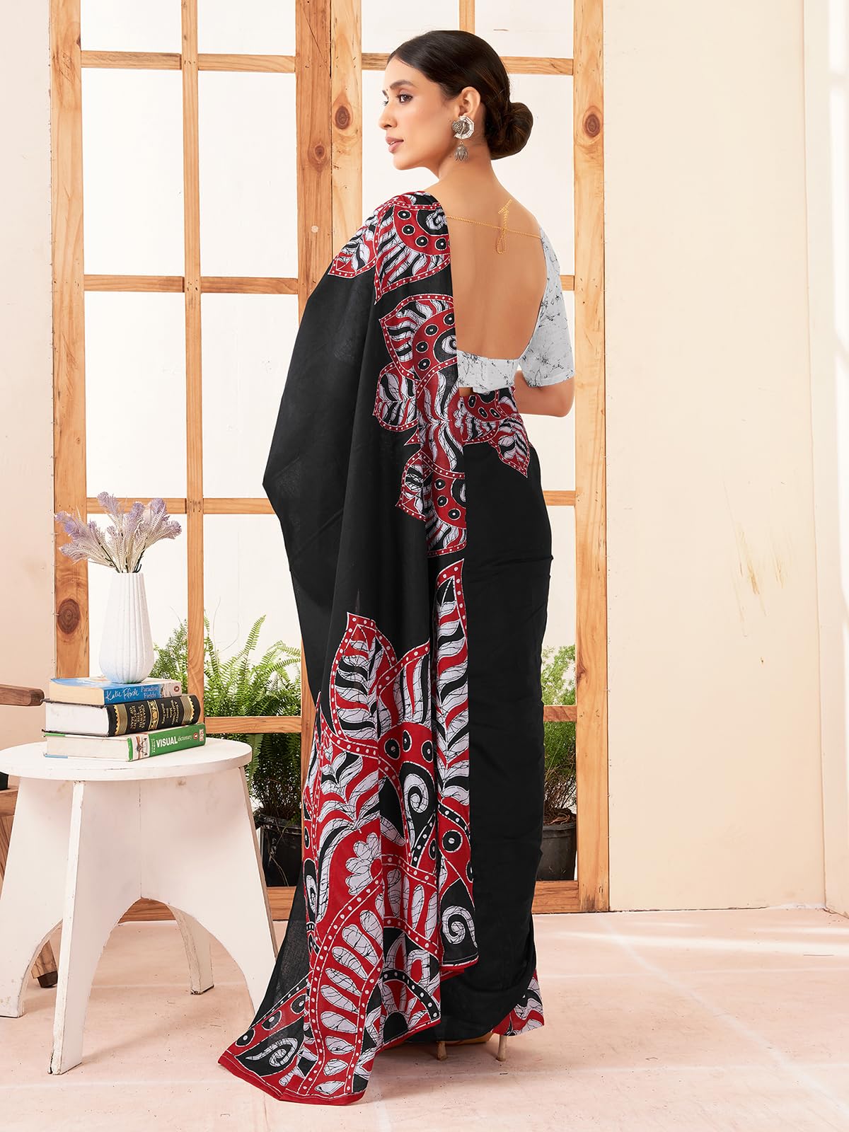 Satrani Women's Pure Cotton Printed Saree With Unstitched Blouse Piece (3884S370N_Black & Red)