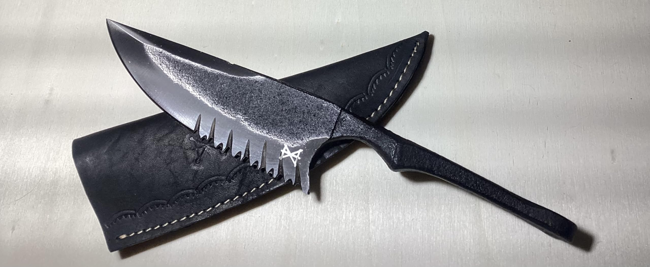 Couteau de cuisine GJK18a en acier au carbone pour en finir avec les lames émoussées