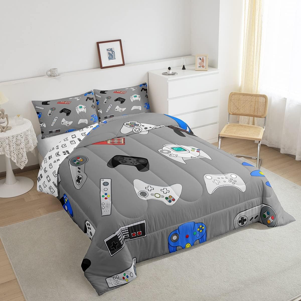 Feelyou Video Game Comforter Set Console Gamer Gray Bedding Set for Kids Boys Girls Various Gamepad Comforter Modern Game Controller Decor Quilt Set Bedroom Collection 2Pcs Twin Size,Reversible