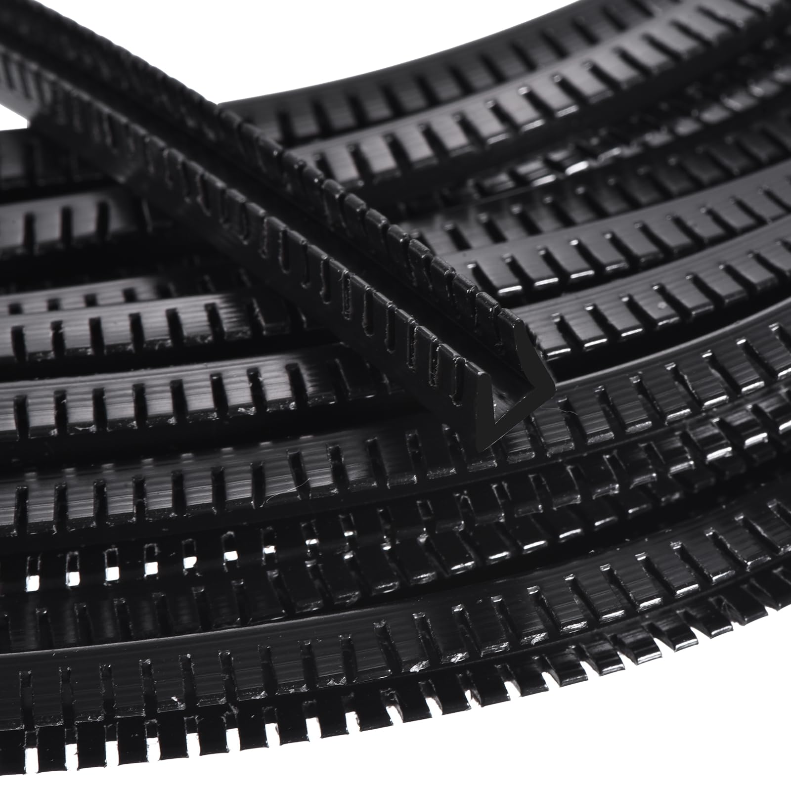 Borde de ojal en forma de U de 4,5-5 mm y 33 pies para paneles de acero 7