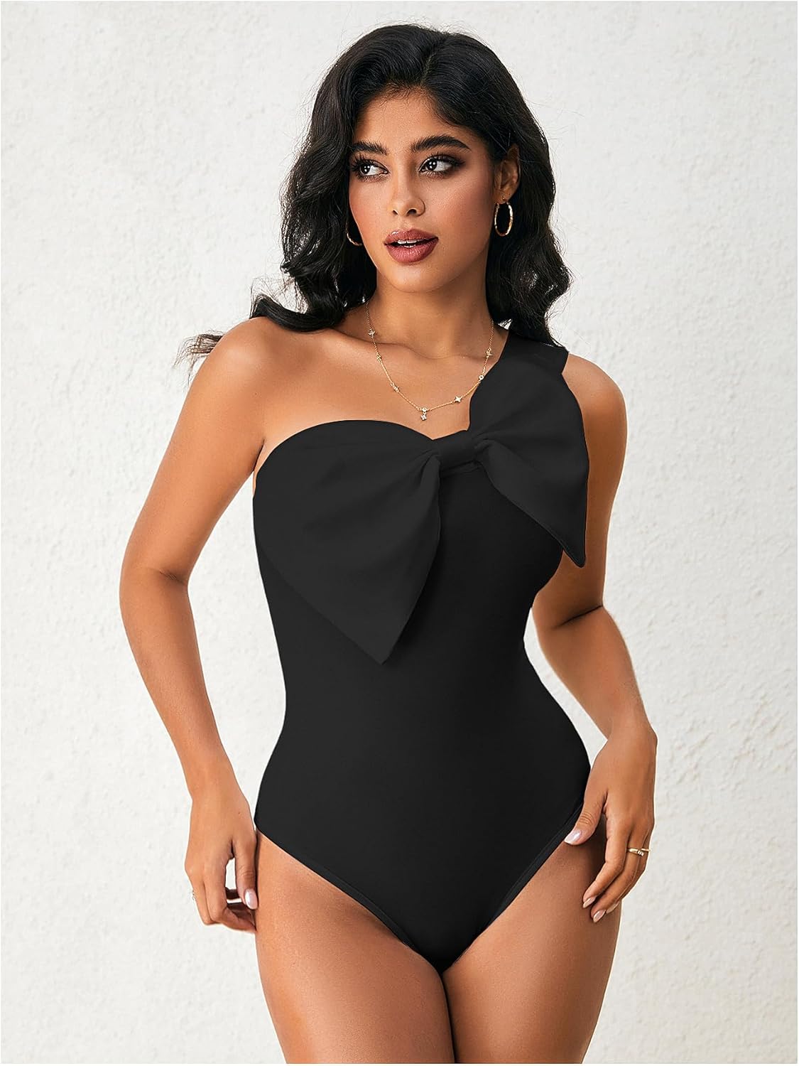 WDIRARA Women's Bow Front One Shoulder Bodysuit Asymmetrical Sleeveless Top - Image 2