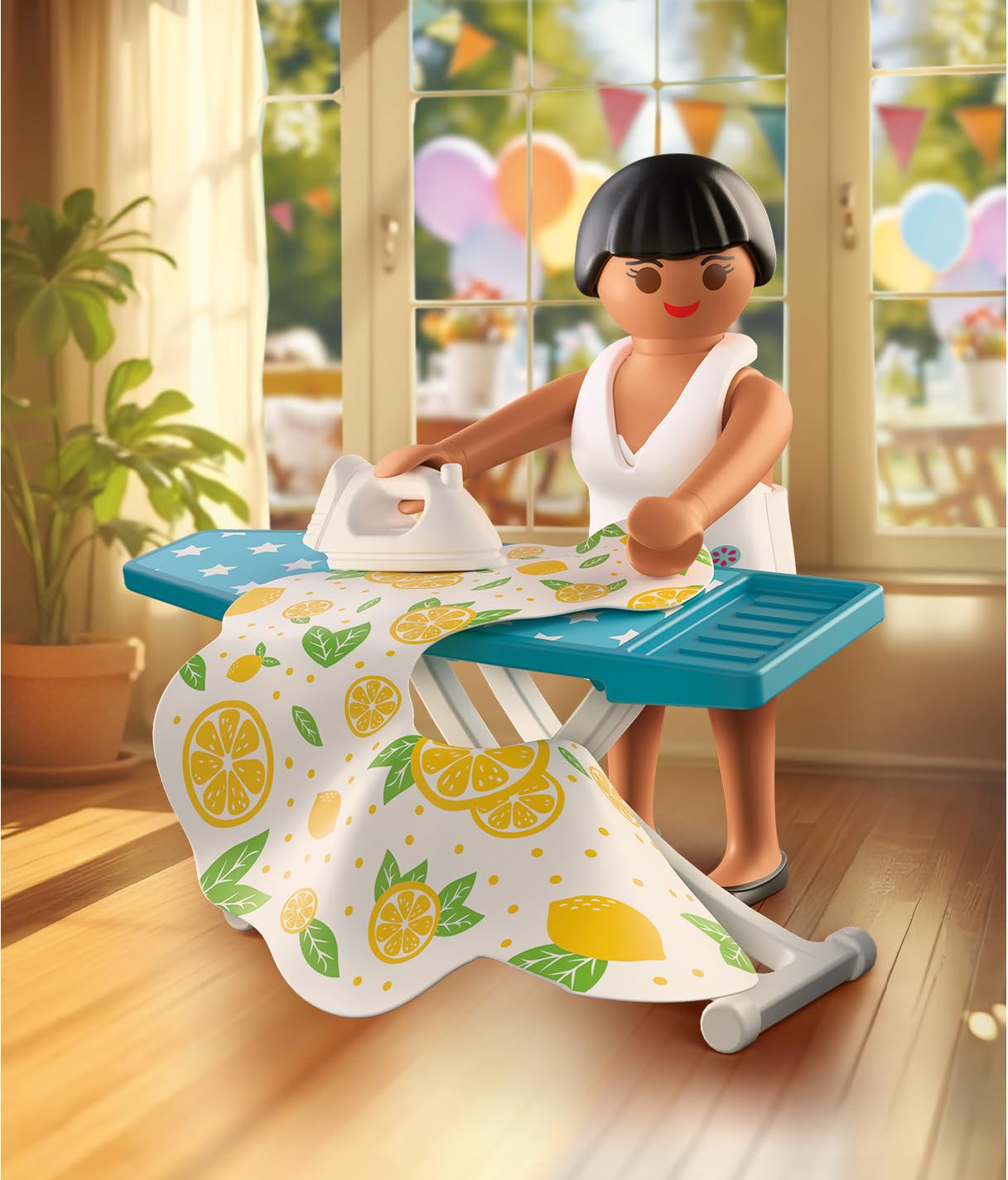 Playmobil Special Plus 71878 Stylist - Summer Party Outfit Set including Dress, Skirt, Ironing Board & Accessories - Ages 4+ - Image 2