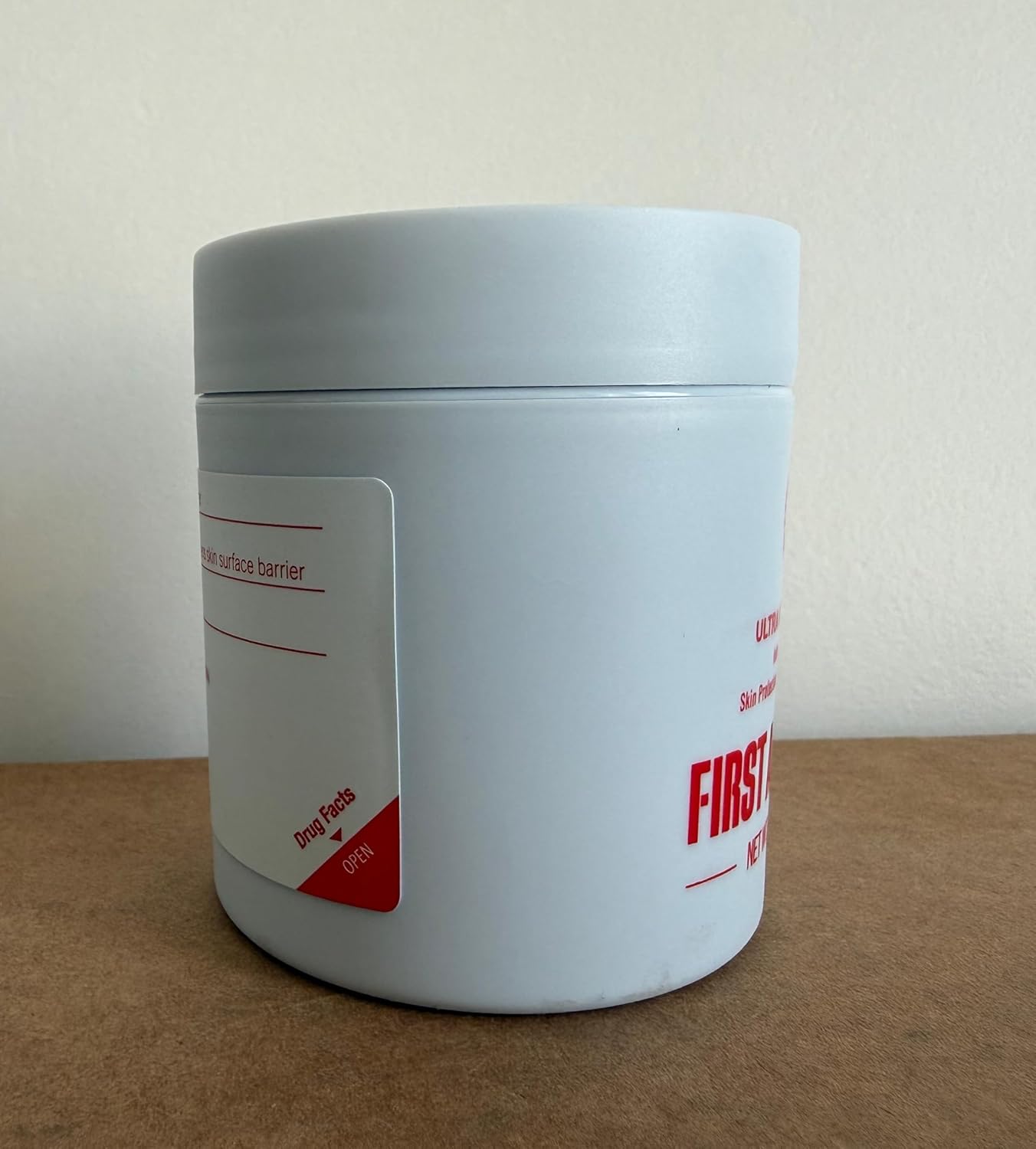 First Aid Beauty - Ultra Repair Cream - Intense Hydration Face & Body Moisturizer - Whipped Colloidal Oatmeal Clinically Proven to Strengthen Skin Barrier in 7 Days - Helps Relieve Eczema, 6 oz - Image 7