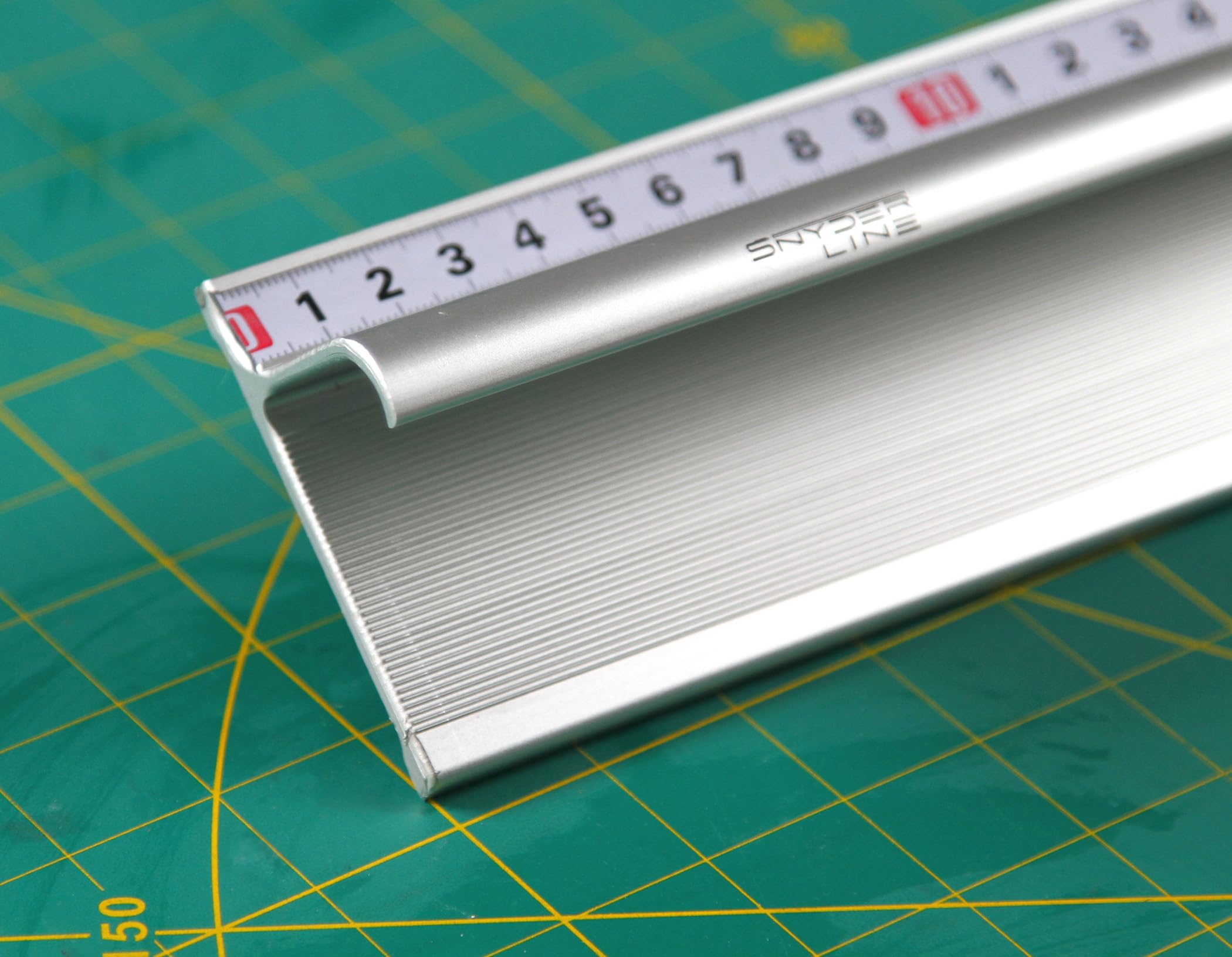 Righello da taglio professionale Zero 100 cm/1000 mm, in alluminio, scala da 0 cm, antiscivolo, bordo in acciaio, impugnatura, ufficio, officina e modellismo