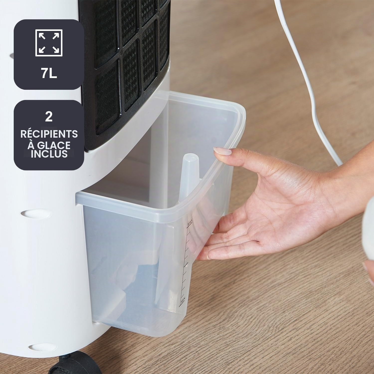 Black+Decker|BXAC7E Climatiseur Mobile | Télécommande | Oscillation 3 vitesses et modes |Blanc