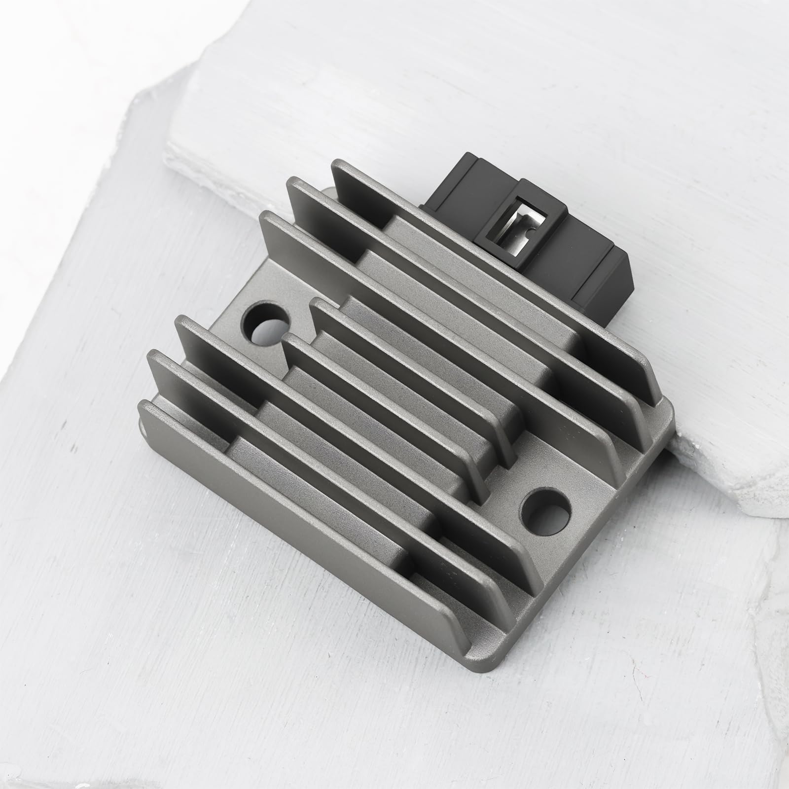 Raddrizzatore Regolatore 5 Pin Compatibile con Honda GX160 GX200 GX240 GX270 GX340 GX390 GX620 GX670
