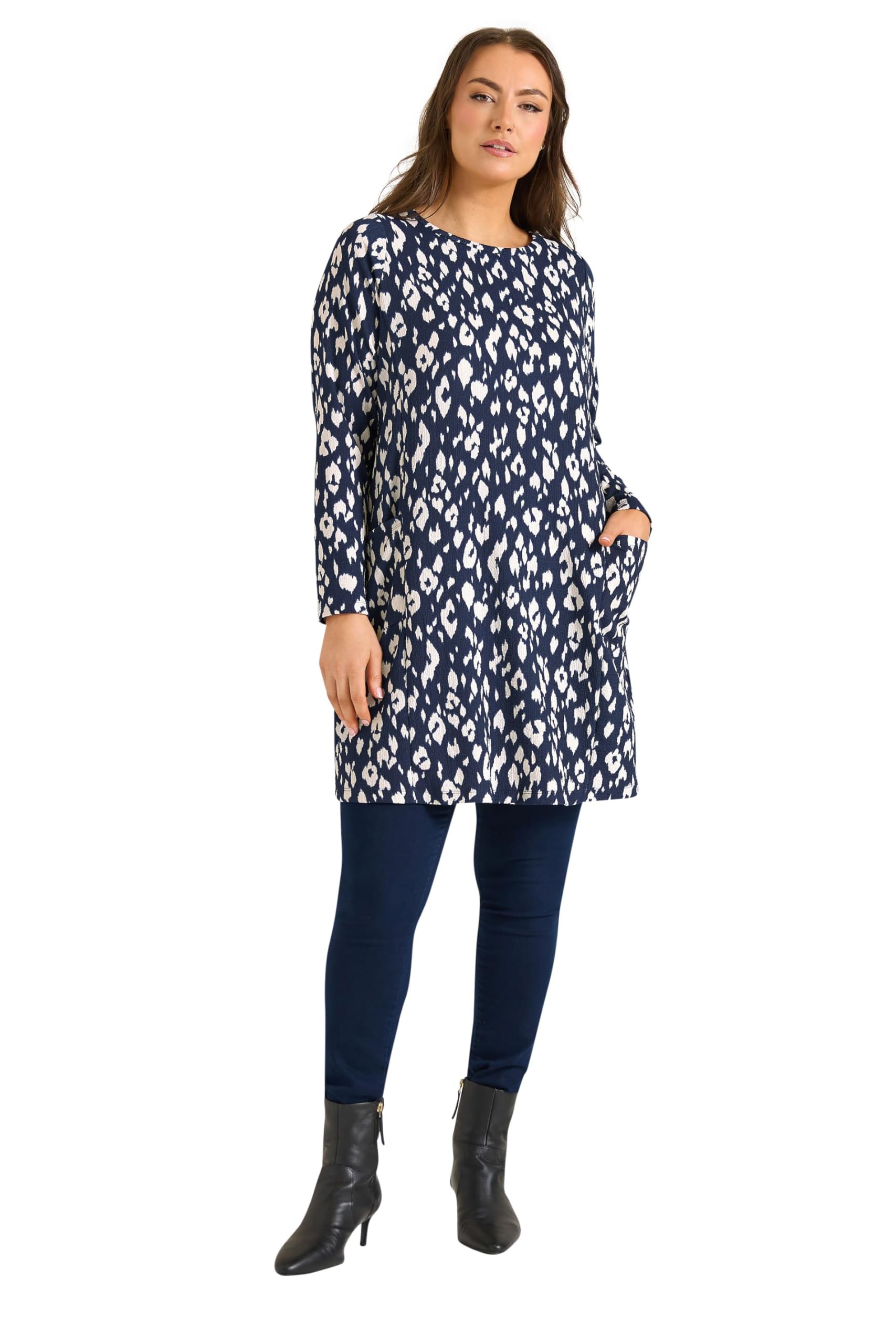 Evans Women's Blue Plus Navy Animal Print Front Pocket Tunic Top Size 26-28