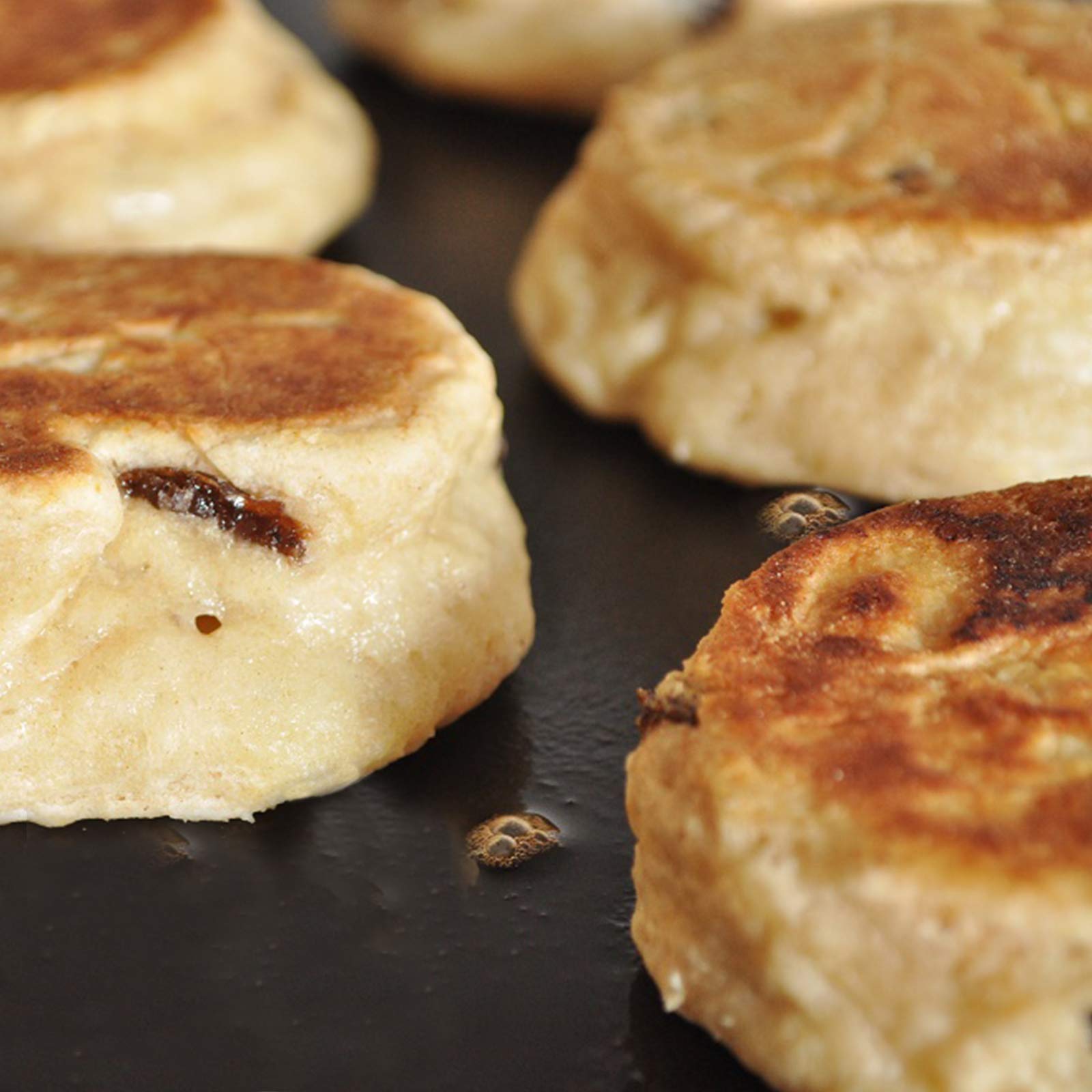 Brightalk Roti Tawa de hierro fundido de 12.6 pulgadas, sartén de crepé de hierro fundido de doble mango para Dosa, tortillas