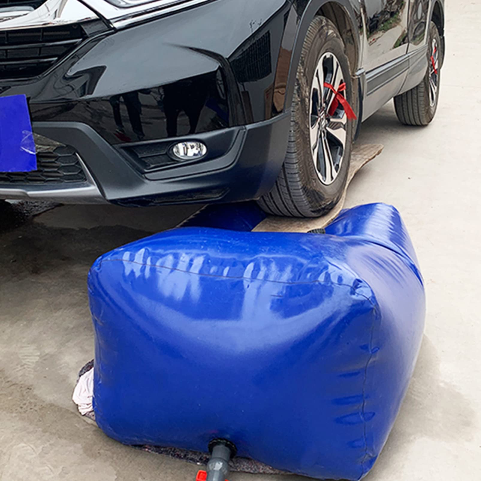 L'invention D'un Réservoir D'eau Souple Et Astucieux Pour Les Brouettes