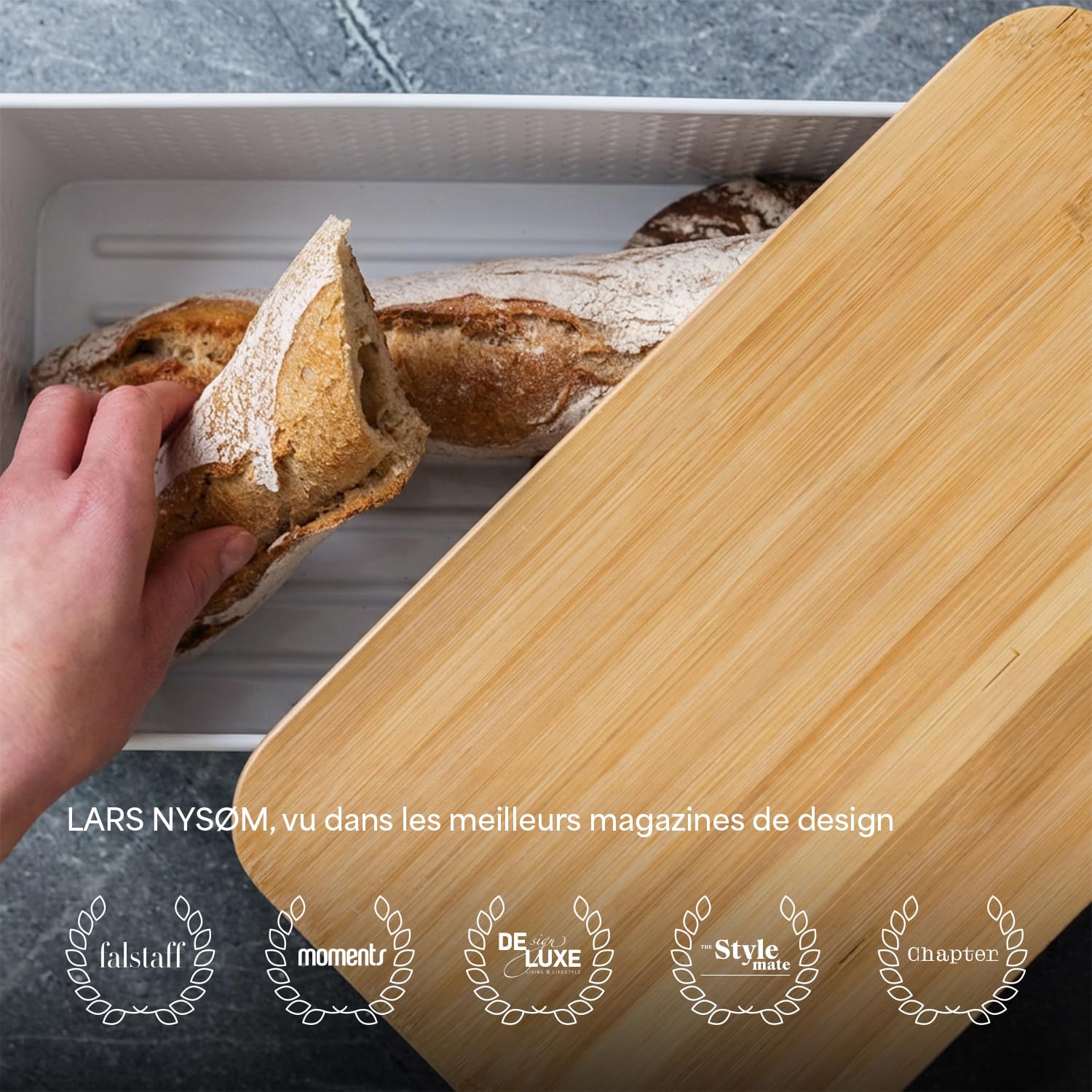 LARS NYSØM Boîte à Pain I Boite a Pain pour Une fraîcheur Durable avec patins antidérapants I Couvercle en Bambou utilisable comme Planche à découper | 34,5x18,5x15,8cm (Almond Beige)