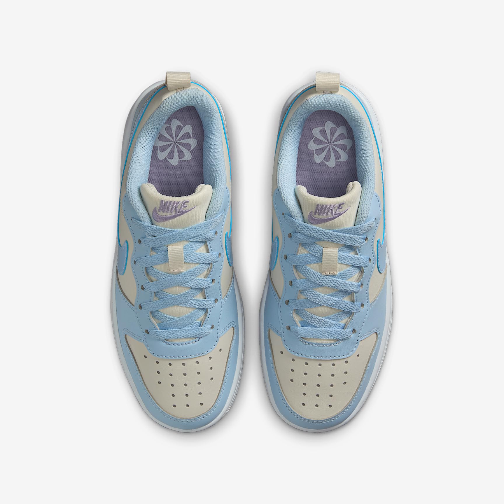 Nike Men's Free Run 2018 Running Shoes: 4.5 Big Kid Soft Pearl/Celestine Blue/Hydrangeas