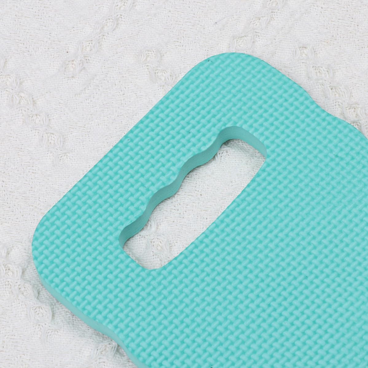 3pcs Lightweight Foam Outdoor Knee Pad Cushion Non-Slip Protective Kneeling Mat for Multipurpose Use in Gardening and Housework Random Color