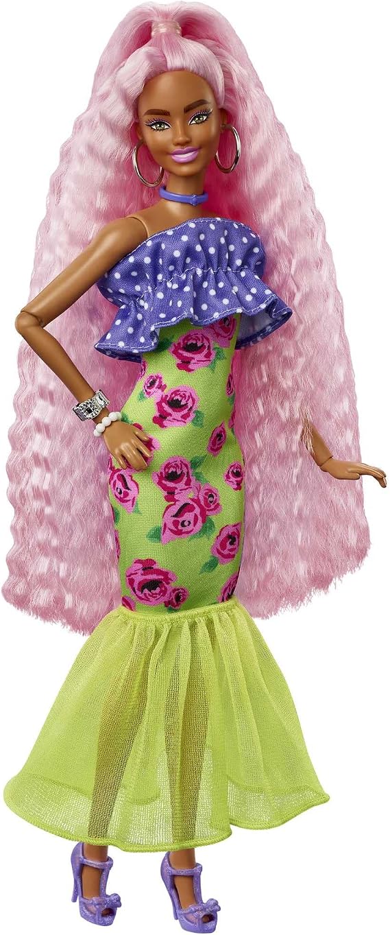 Barbie Extra Deluxe Doll & Accessories Set with Pet, Mix & Match Pieces for 30+ Looks, Multiple Flexible Joints, Gift for Kids 3 Years Old & Up