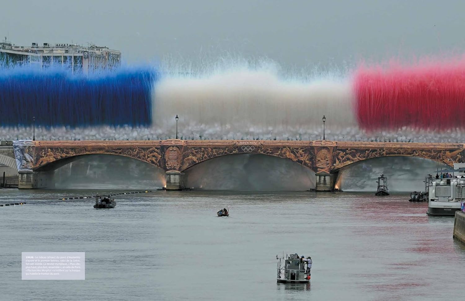Paris 2024 : Le livre officiel des Jeux Olympiques      Paperback – November 6, 2024