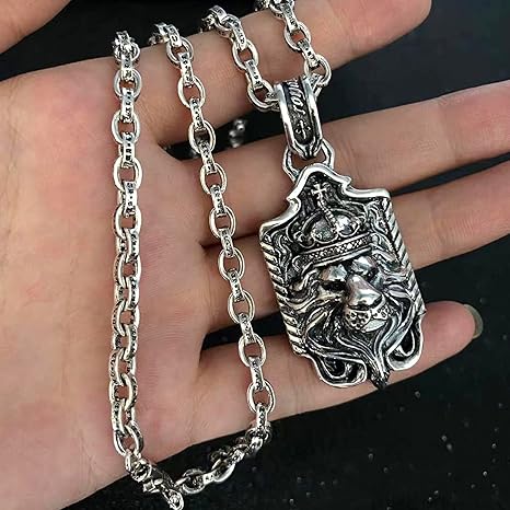 Amazon Co Jp Wynwj メンズネックレスハーレーダークナイトナイト高飛車クラウンライオンヘッドペンダント機関車レトロネックレス手作りのスターリングシルバーアニマルお守りジュエリー ジュエリー