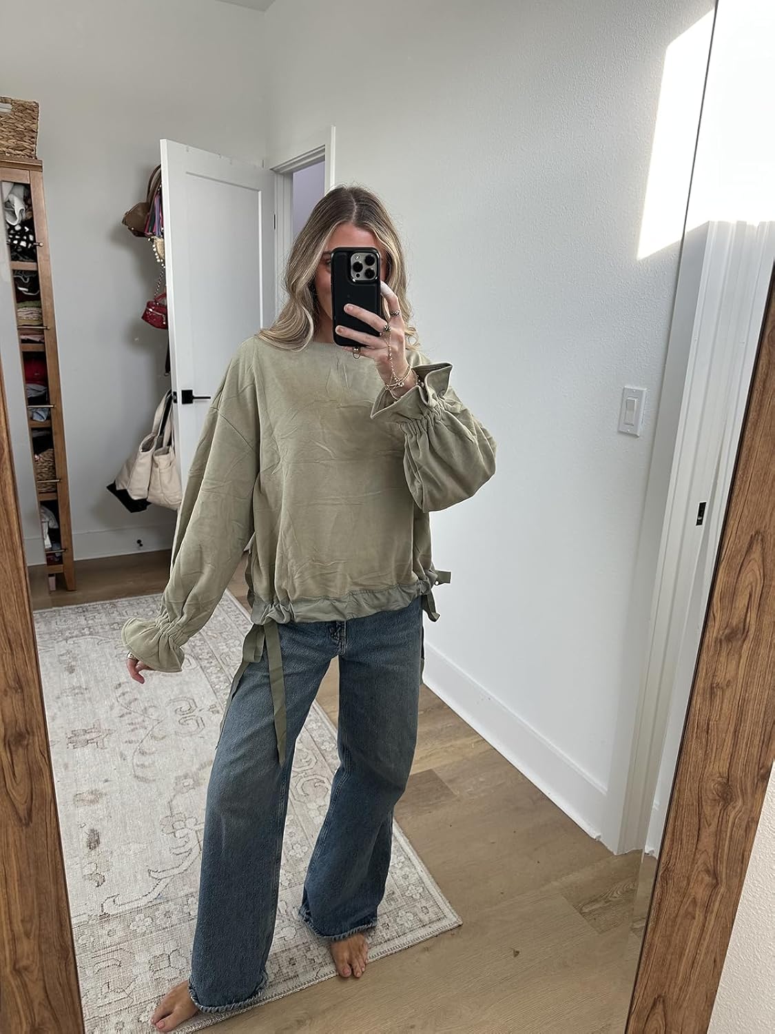 Women's Long Puff Sleeve Sweatshirt Drawstring Hem Crewneck Pullover Loose Solid Casual Tops - Image 5