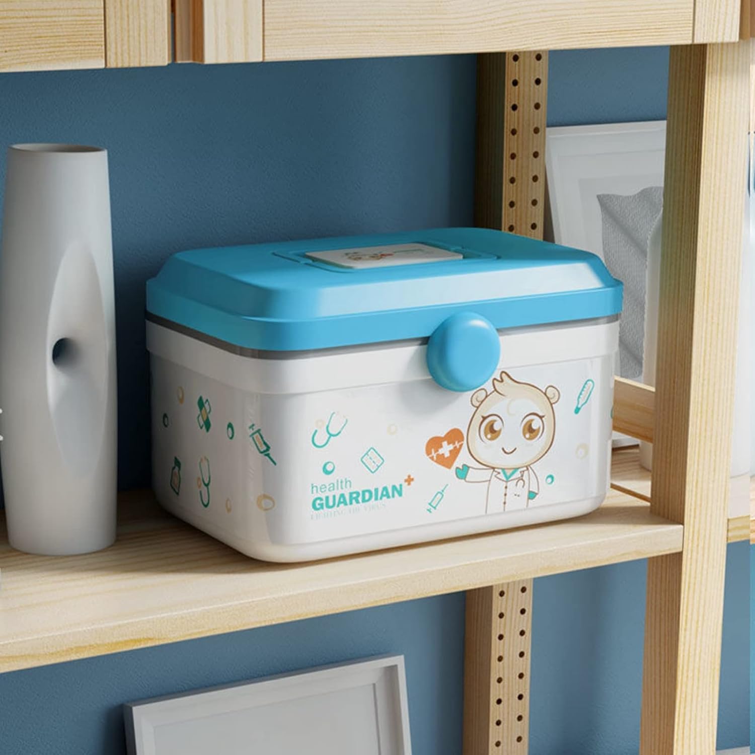 ピルケース 子供 花柄 カートゥーン付き かわいい 薬箱 2層 大容量 くすりいれボックス 便利 取っ手付き 取り外し可能 ロックつき 救急箱 応急 コンパクト 小物入れ 整理 工具箱 収納 旅行 常備薬 出張 家用 老人 患者 おしゃれ 受賞店舗